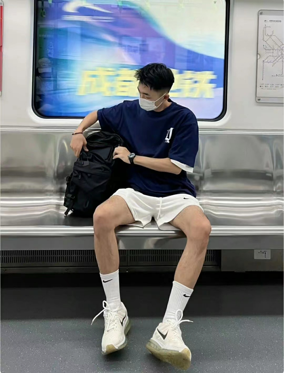 腹肌体育生长腿阳光小哥哥哦