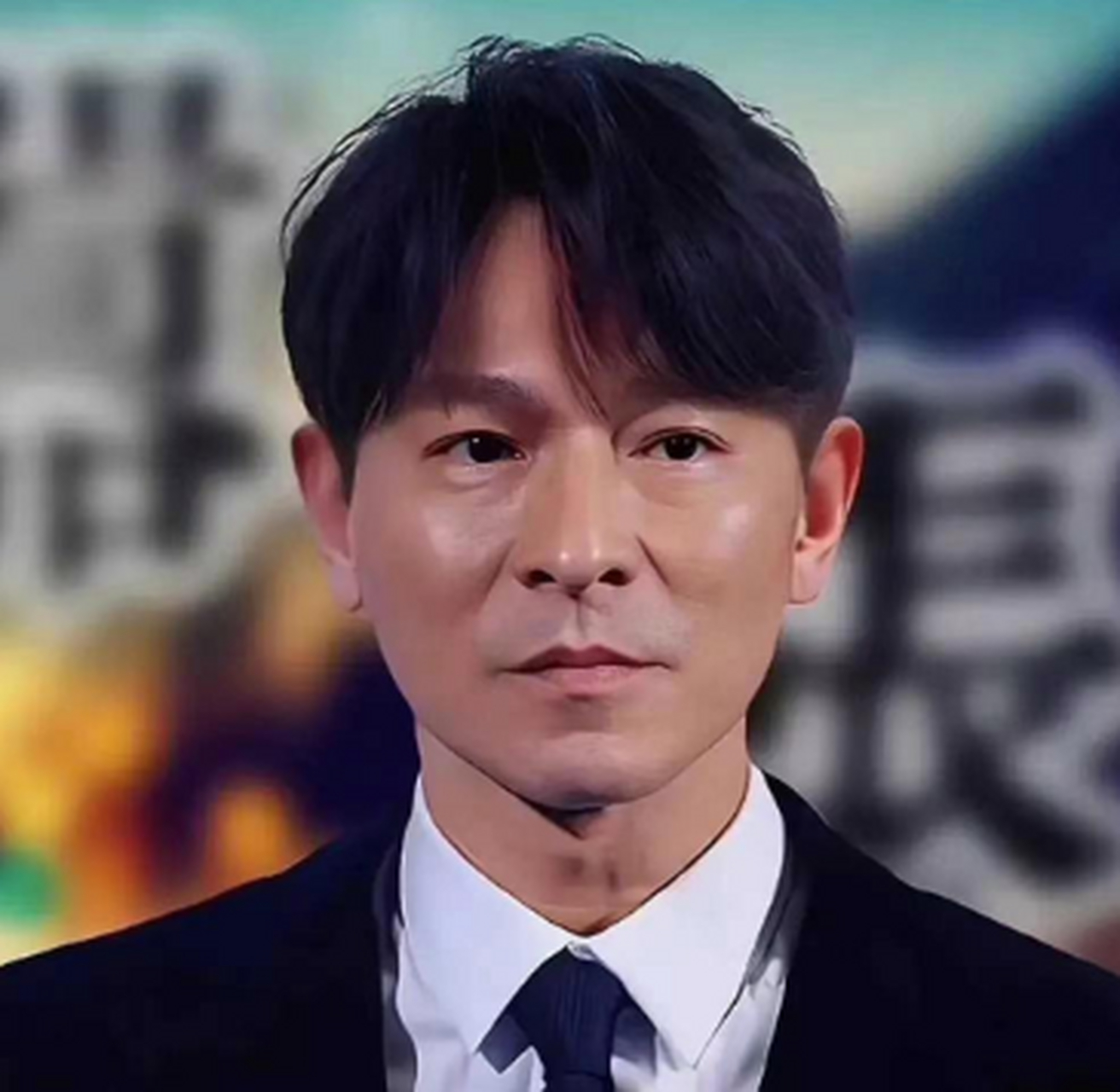 给刘德华换几个发型,你觉得怎么样?这颜值抗打不[观望]