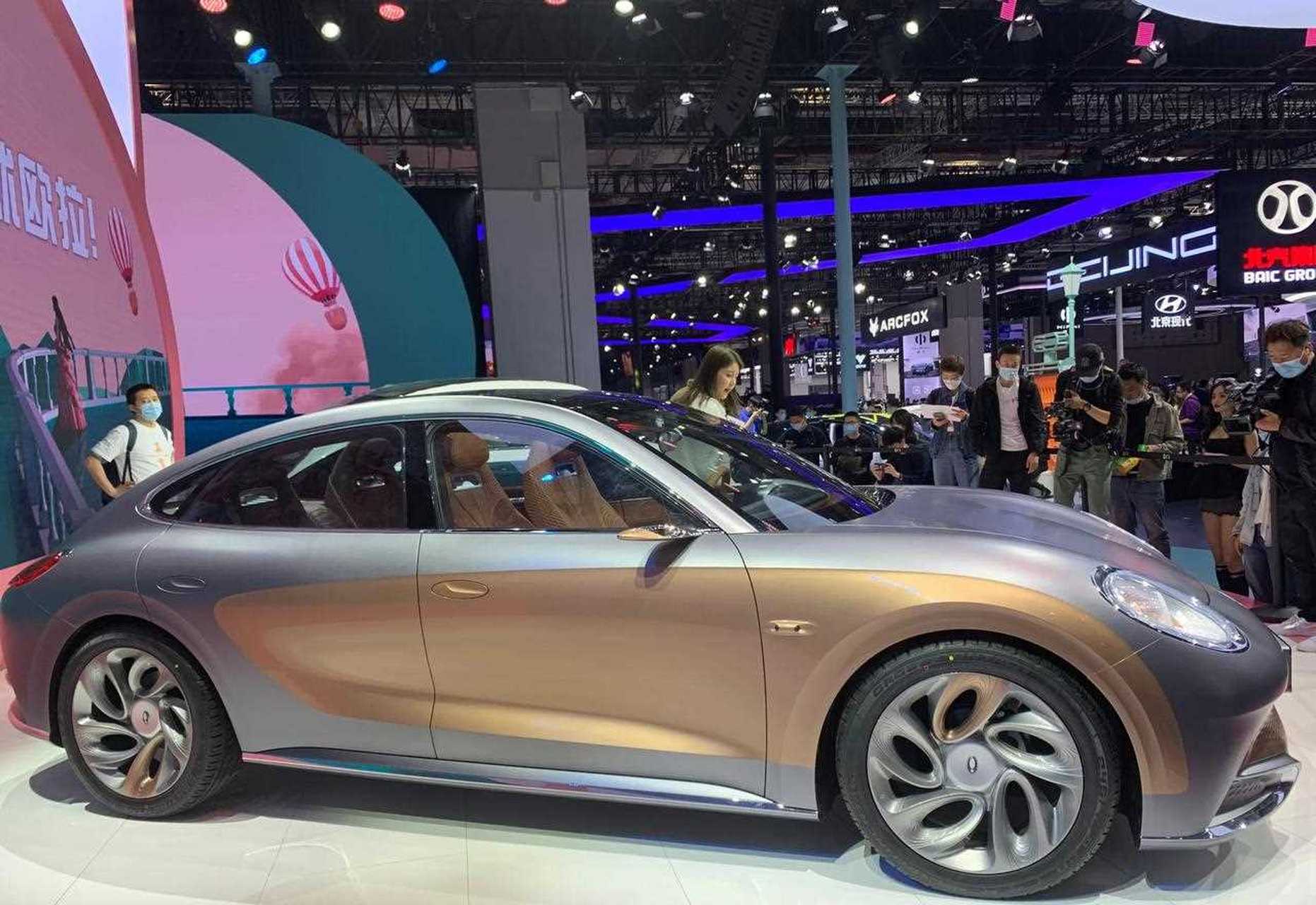 对女生来是免疫的.这两款车确确实实找到她们的"痛