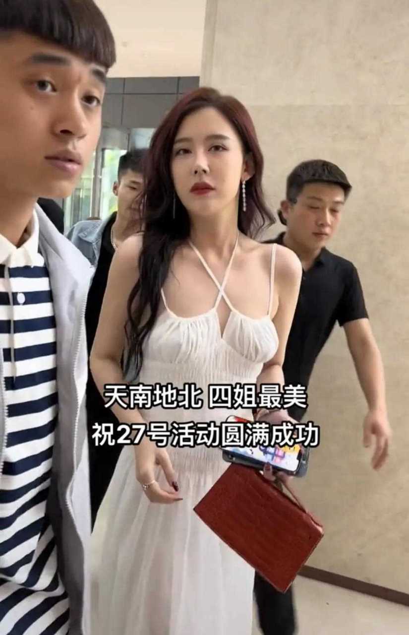 四姐,四姐团队越来越优秀了,师从洪大炮,偷师胜仔