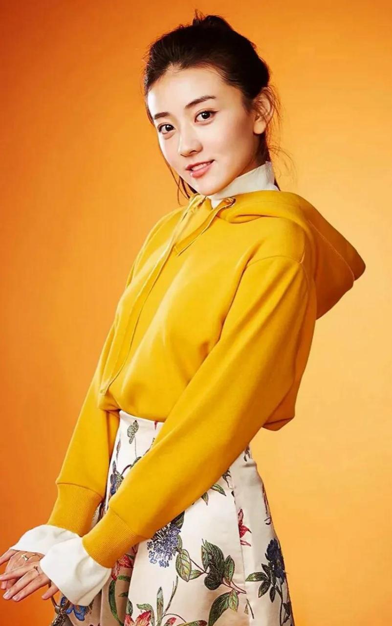 演艺圈明星写真# 影视女演员梁洁美图片(7) 声明:图片来源于公开的