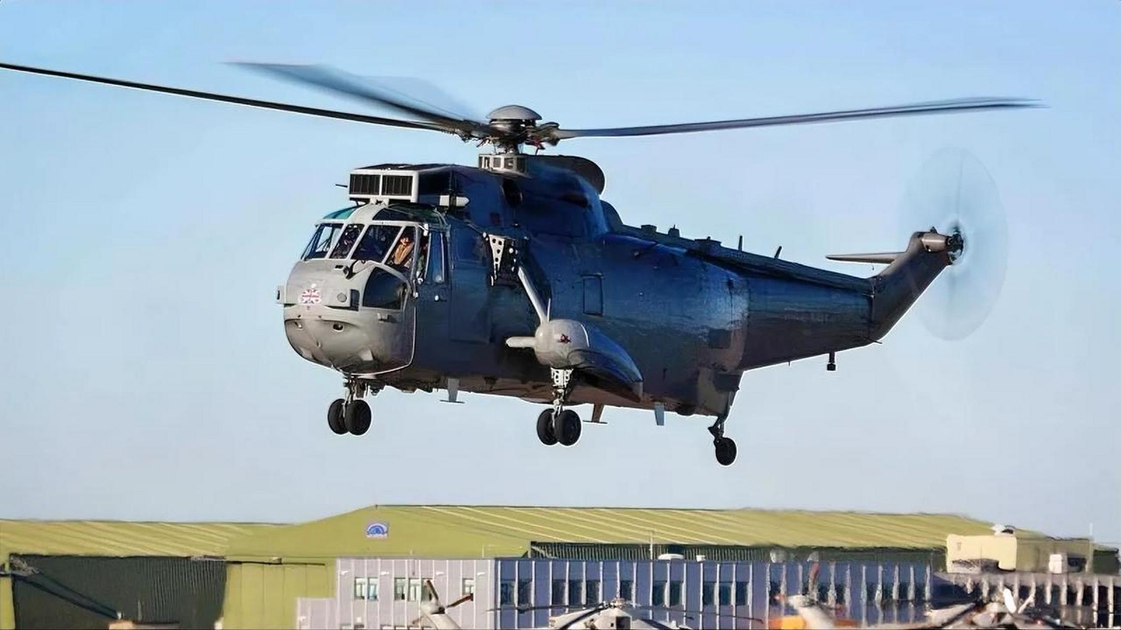 乌克兰收到了英国承诺的第三架也是最后一架海王直升机