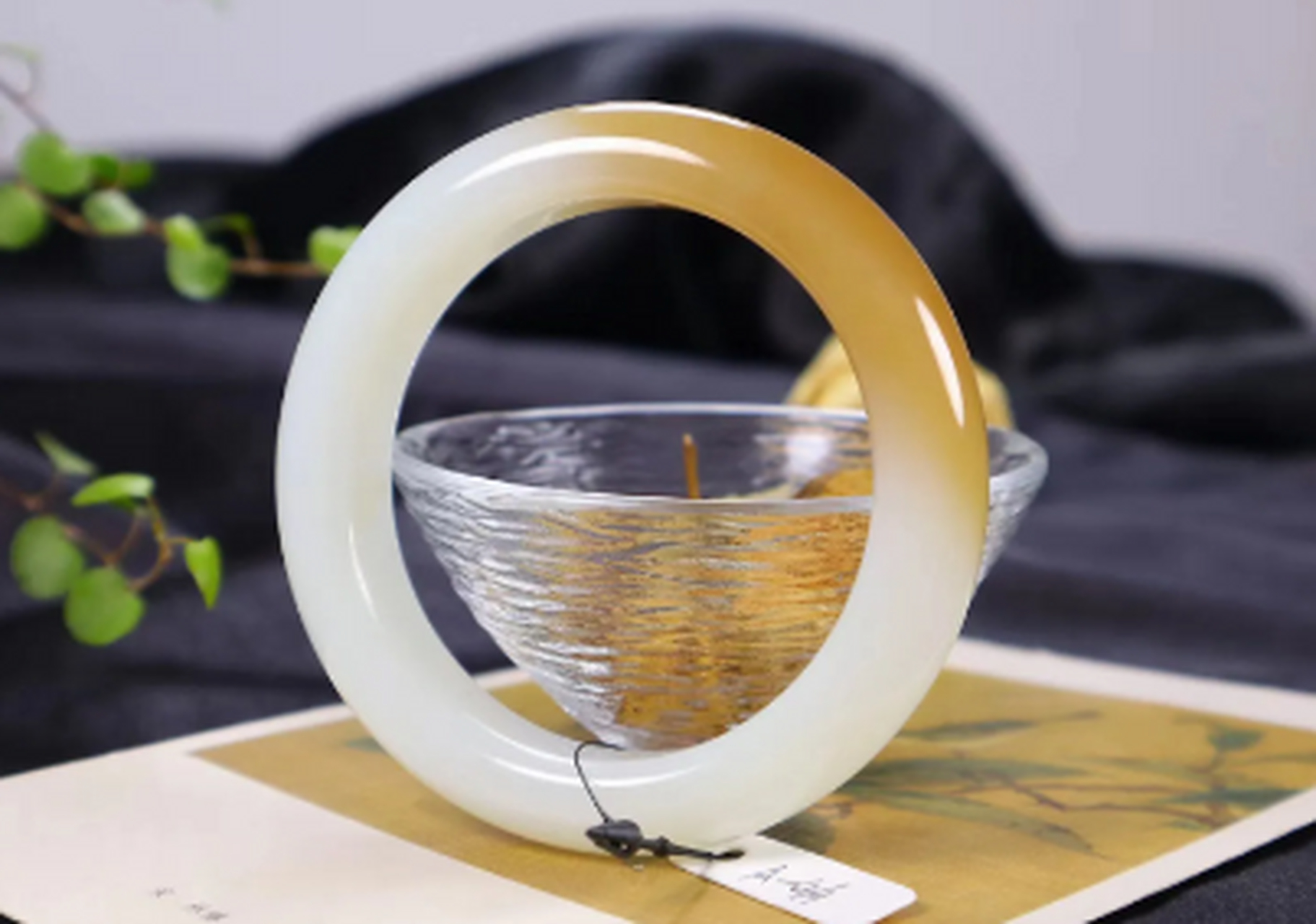 点击头像看直播##和田玉#收藏款和田玉糖白玉手镯58口径,老坑料,红糖