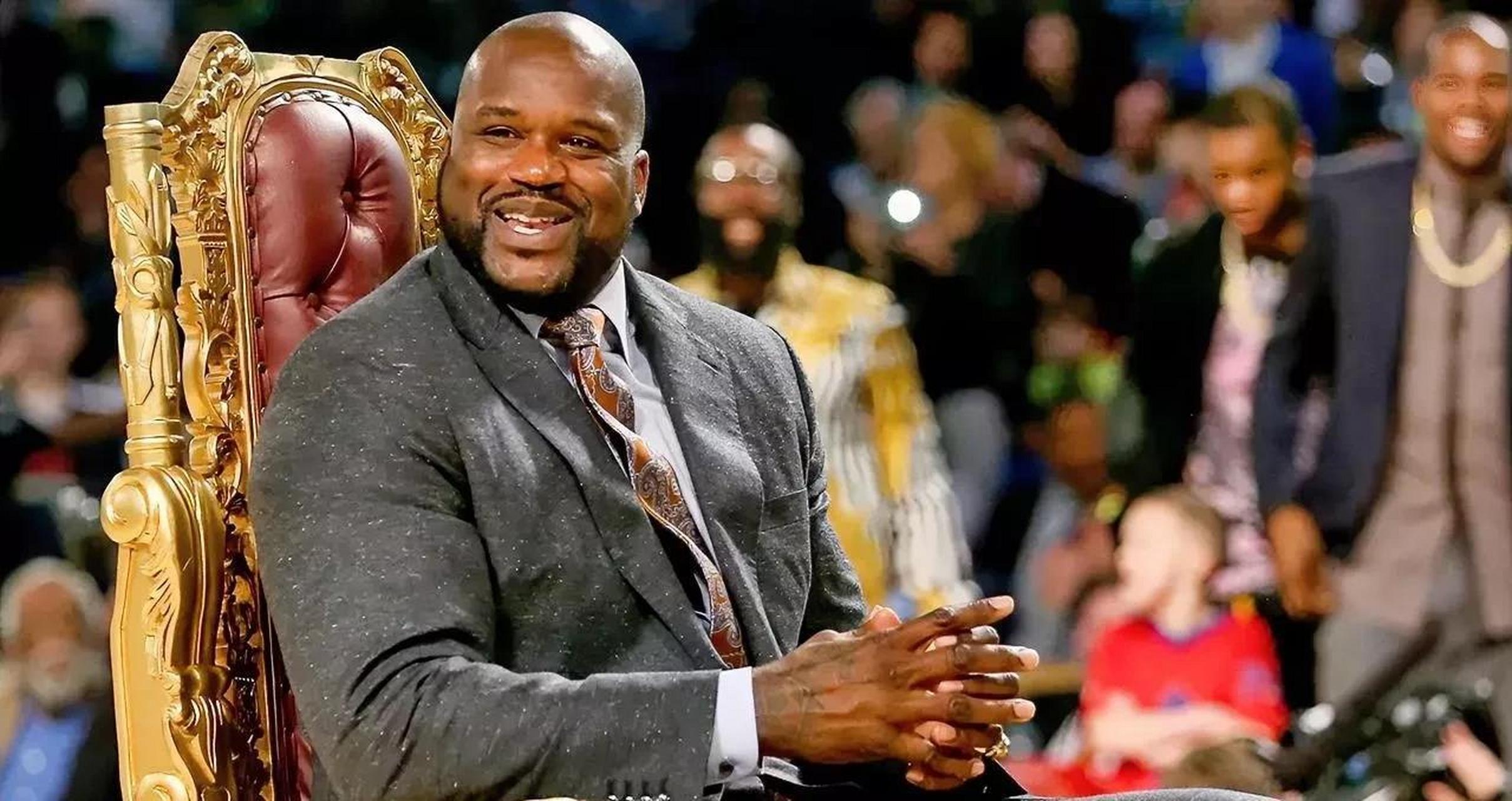 奥尼尔:历史前十里肯定有这6个人.  1,库里:历史最佳射手,必须进入讨