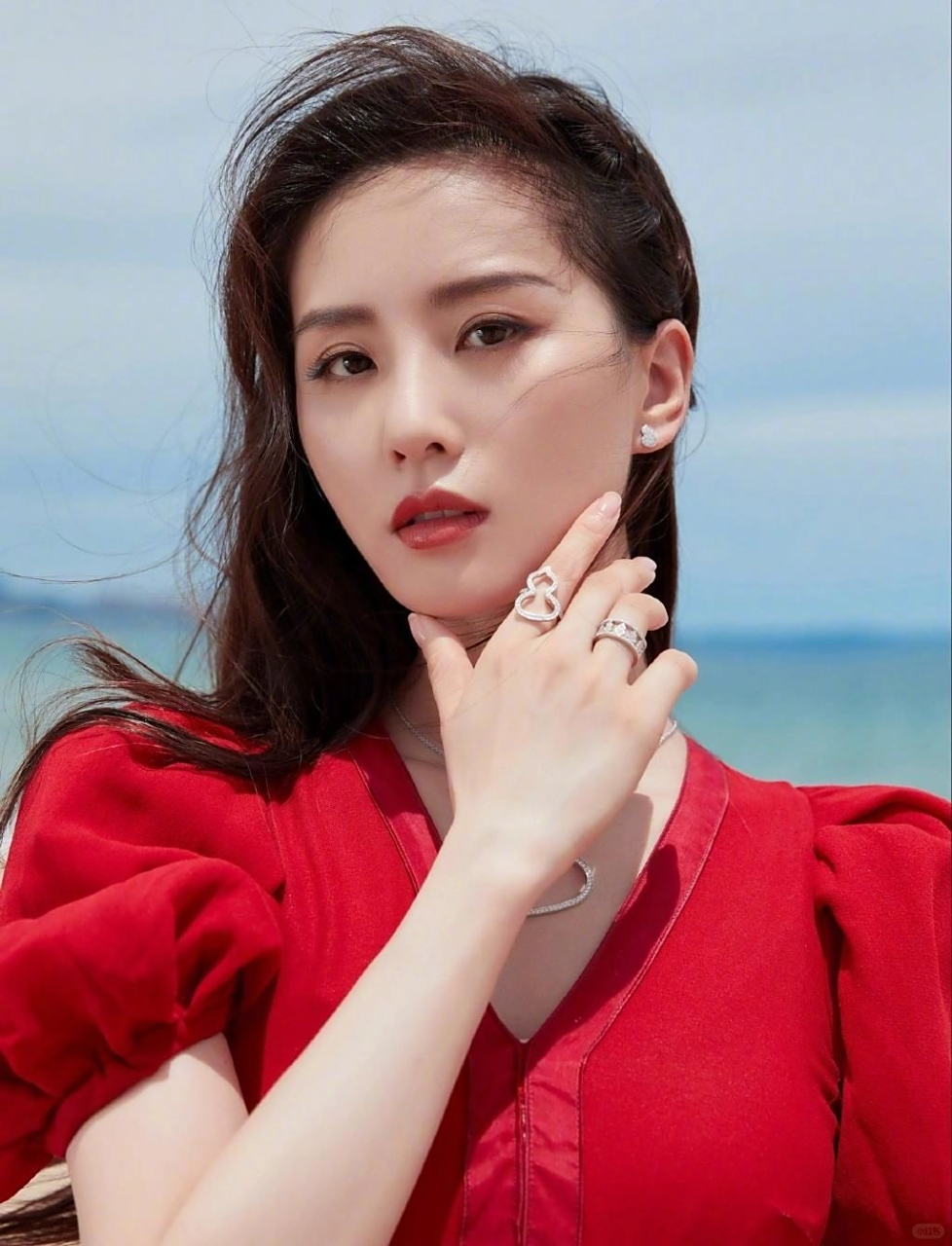 刘诗诗性感沙滩写真!