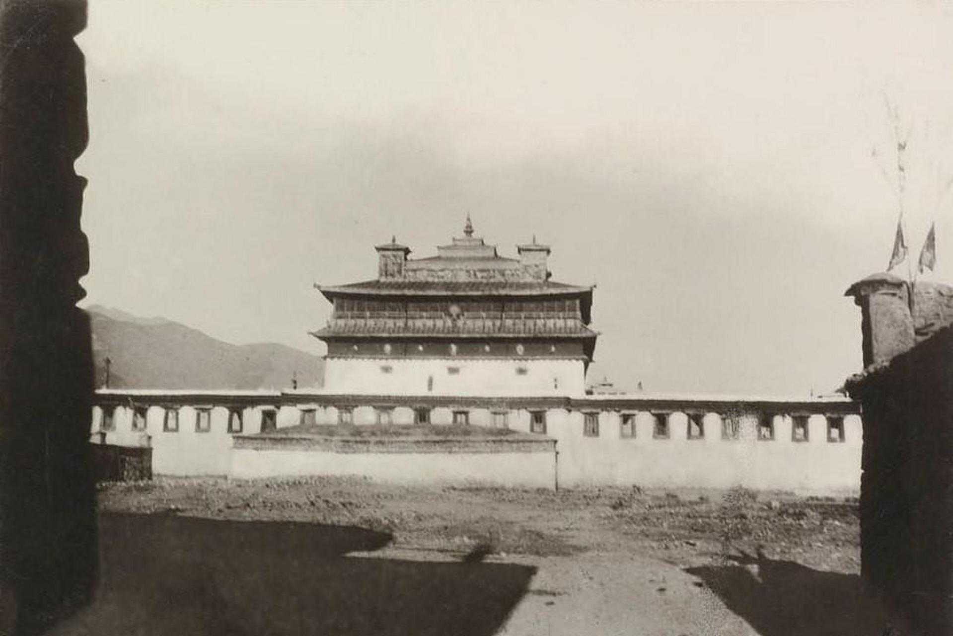 领动计划# 老照片:1901年的西藏 桑耶寺,俄国人奥夫舍-诺尔祖诺夫