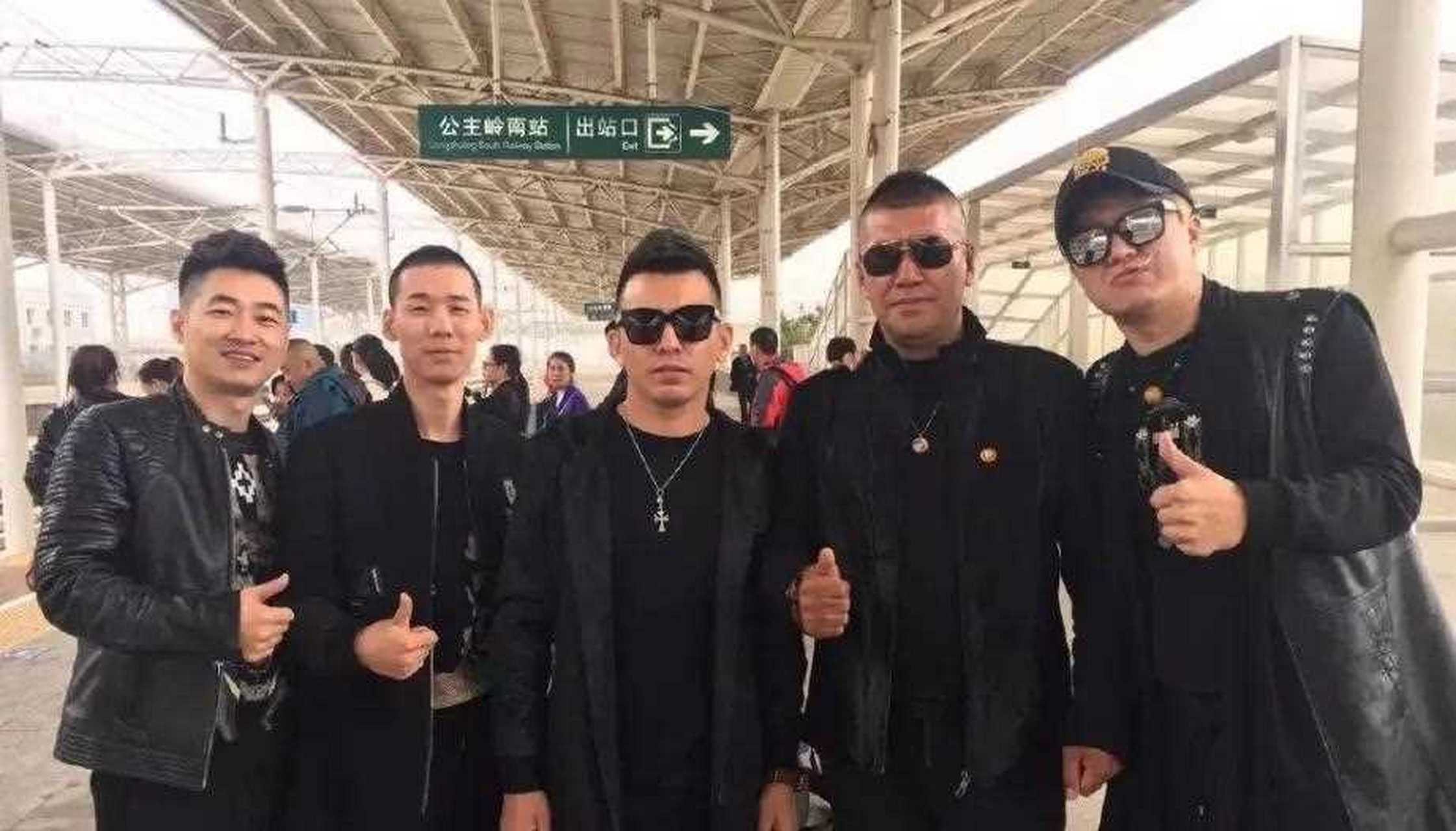 老塔下山深夜撕b赵本六,澄清海外青龙社与自己无关!