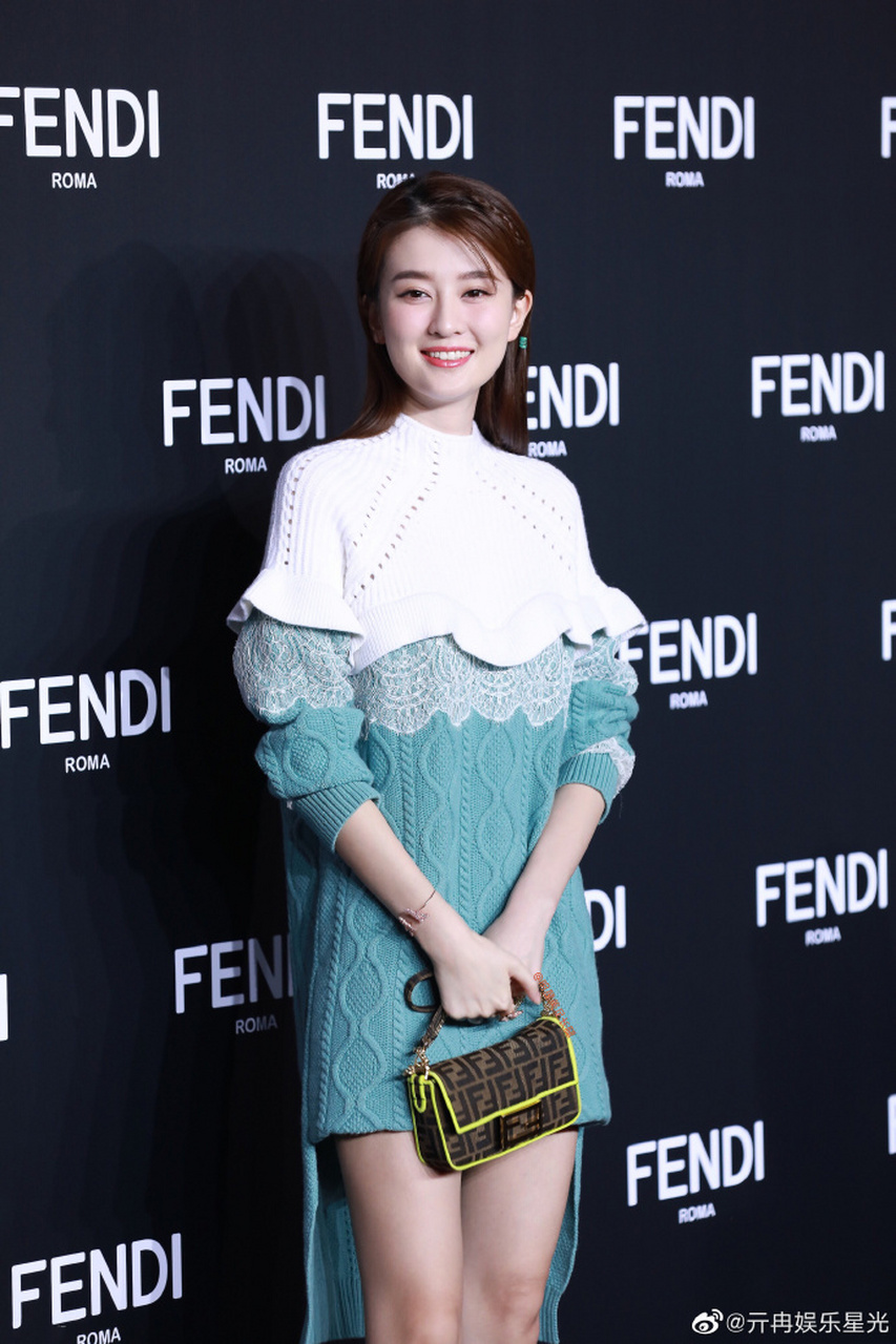 乔欣 美腿知性撩人 676767