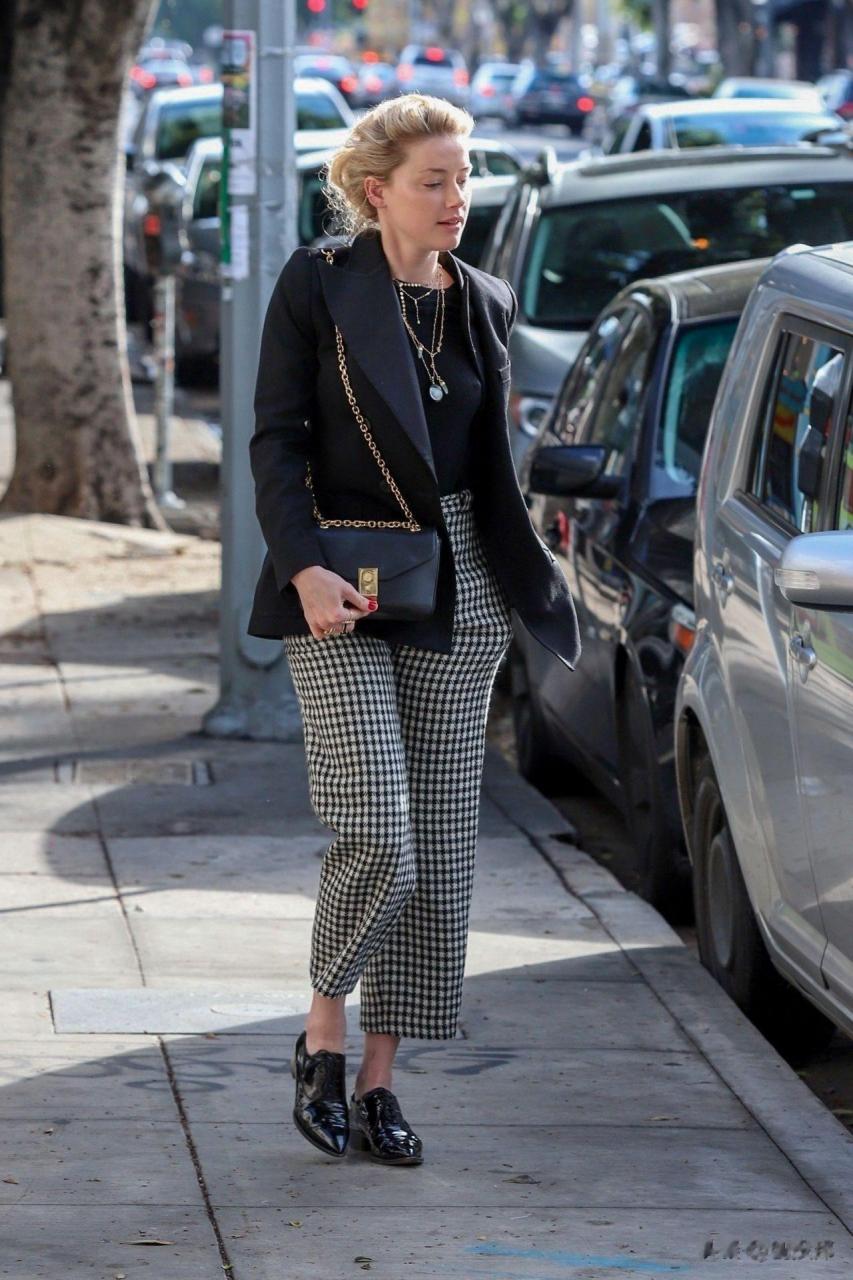 德普前妻艾梅柏真的不化妆更美难怪马斯克当年追了她3年