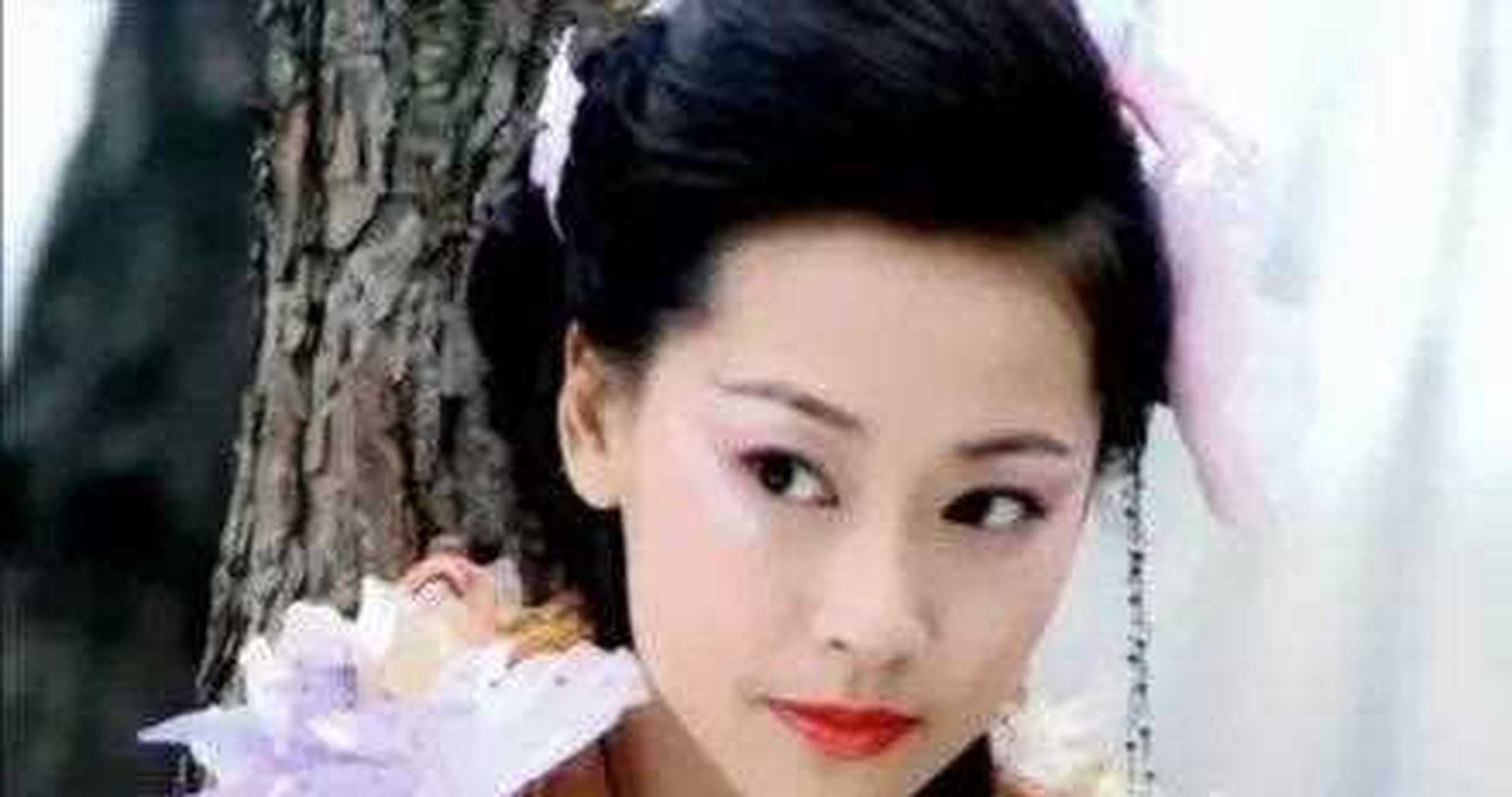 《仙剑奇侠传》中,都只顾看赵灵儿了,有谁还记得这位蝴蝶精"彩依"呢?