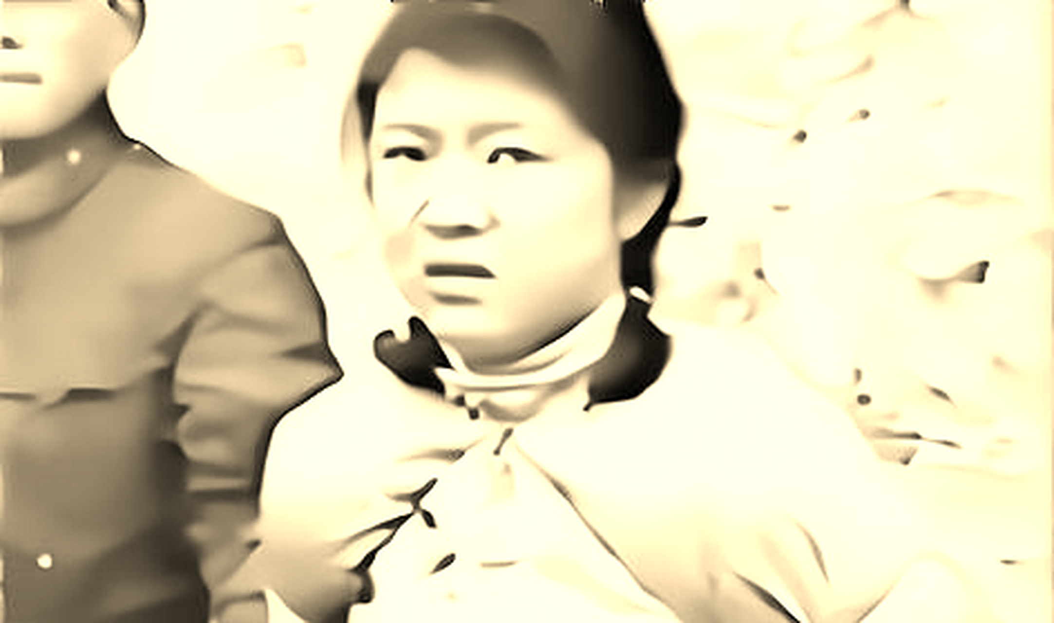 江苏徐州,一位"女流氓"胡贤华,于1983年被捕,她的相片有些模糊,但依稀