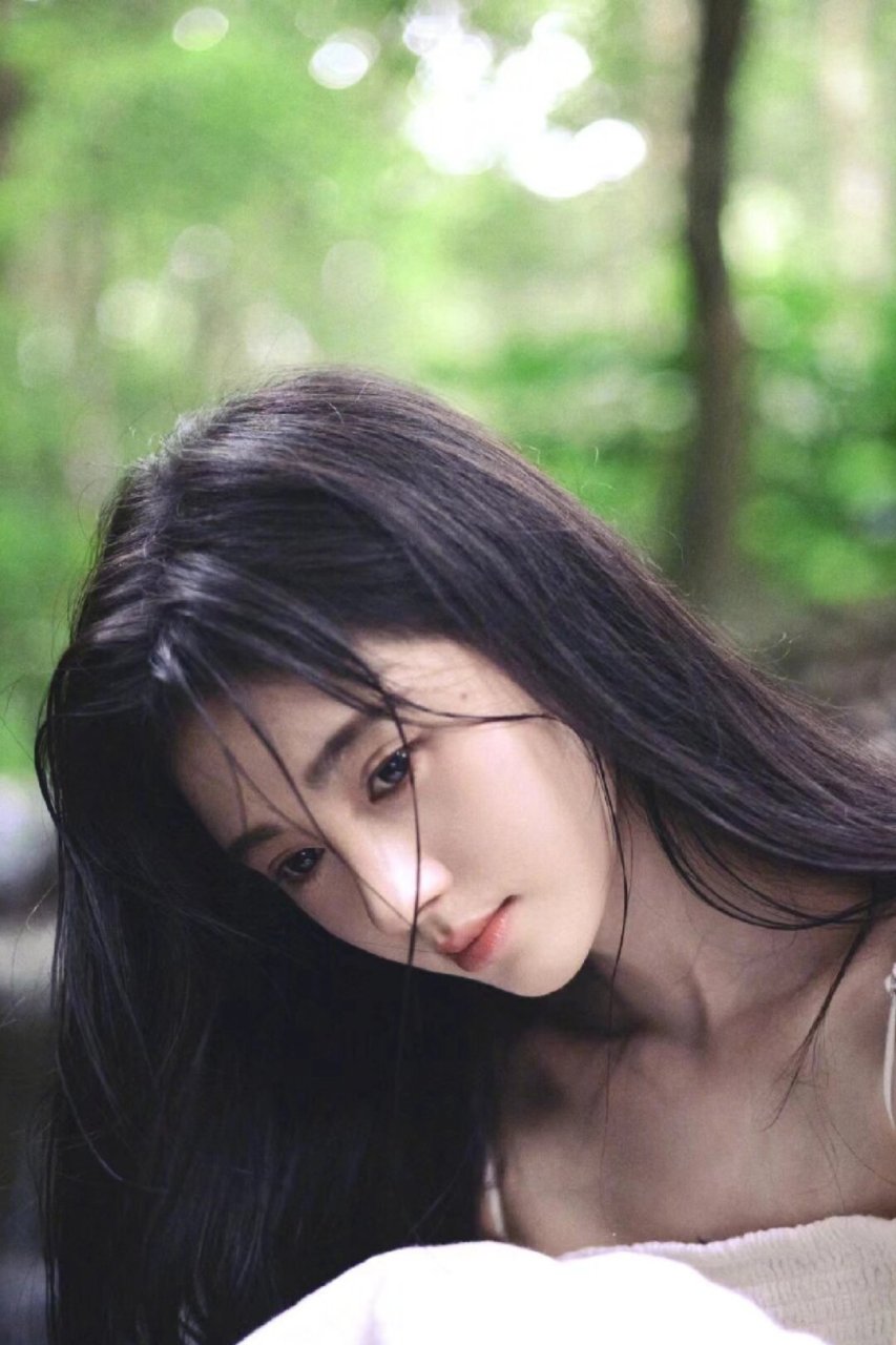 神仙颜值的鞠婧祎  宝藏女孩