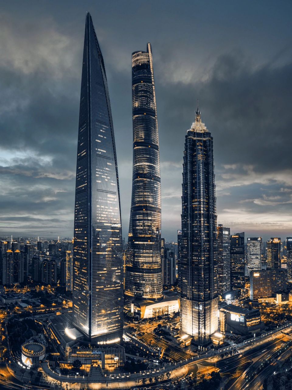 魔都三件套怎么看都是世界top级别建筑群75 	 魔都三件套形态各异