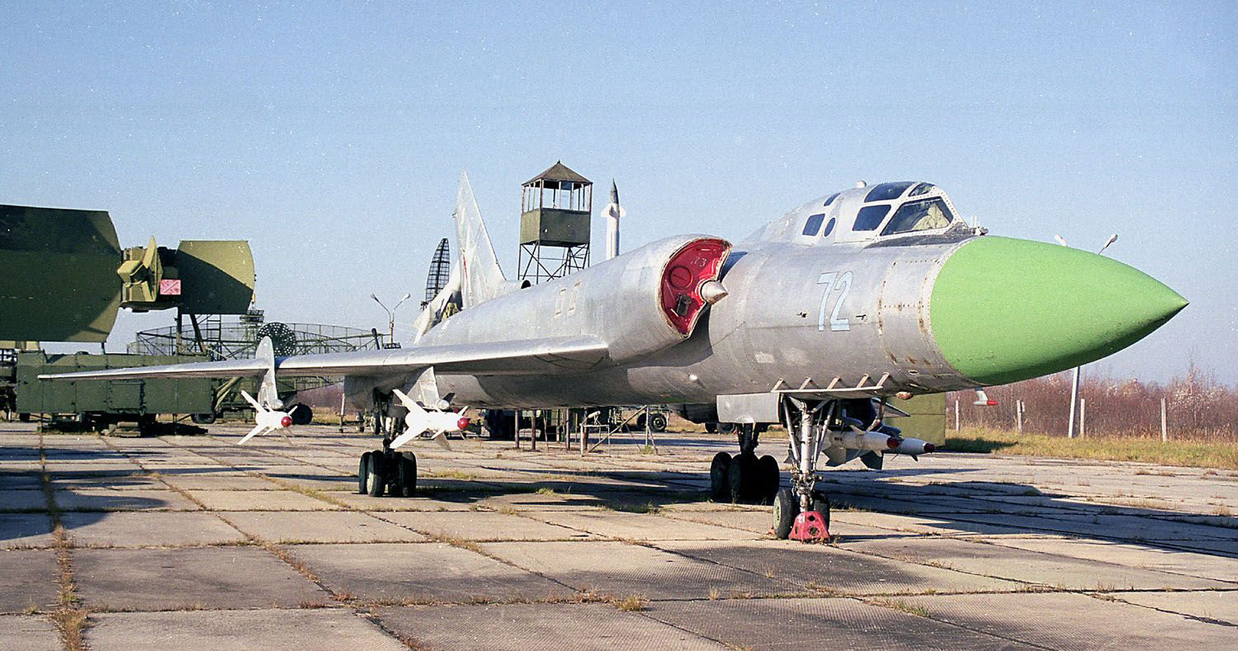 北方大国当年装备的图-128大型截击机,如今早已成为历史了.