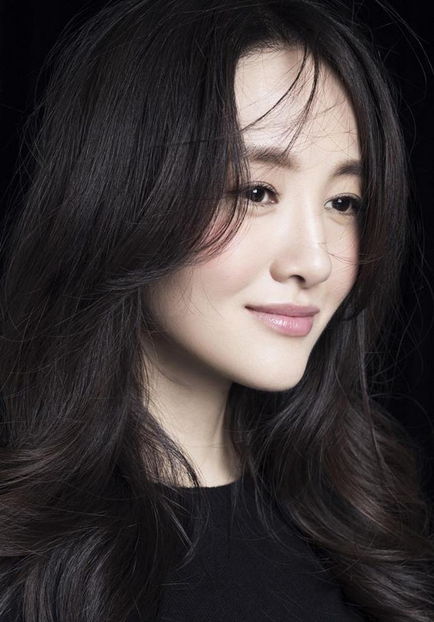 山东女演员衣珊,恬静可人,气质优雅 山东女演员衣珊,恬静可人,气质