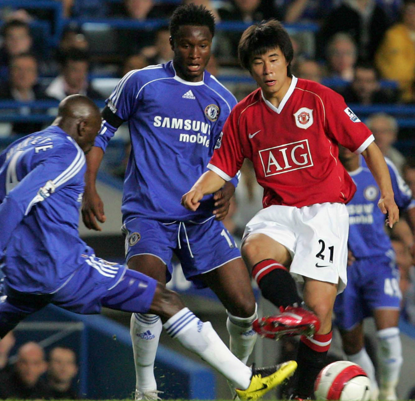 董方卓,当年与c罗同级别的国王董,可惜了后来征战各级别国家队,累积