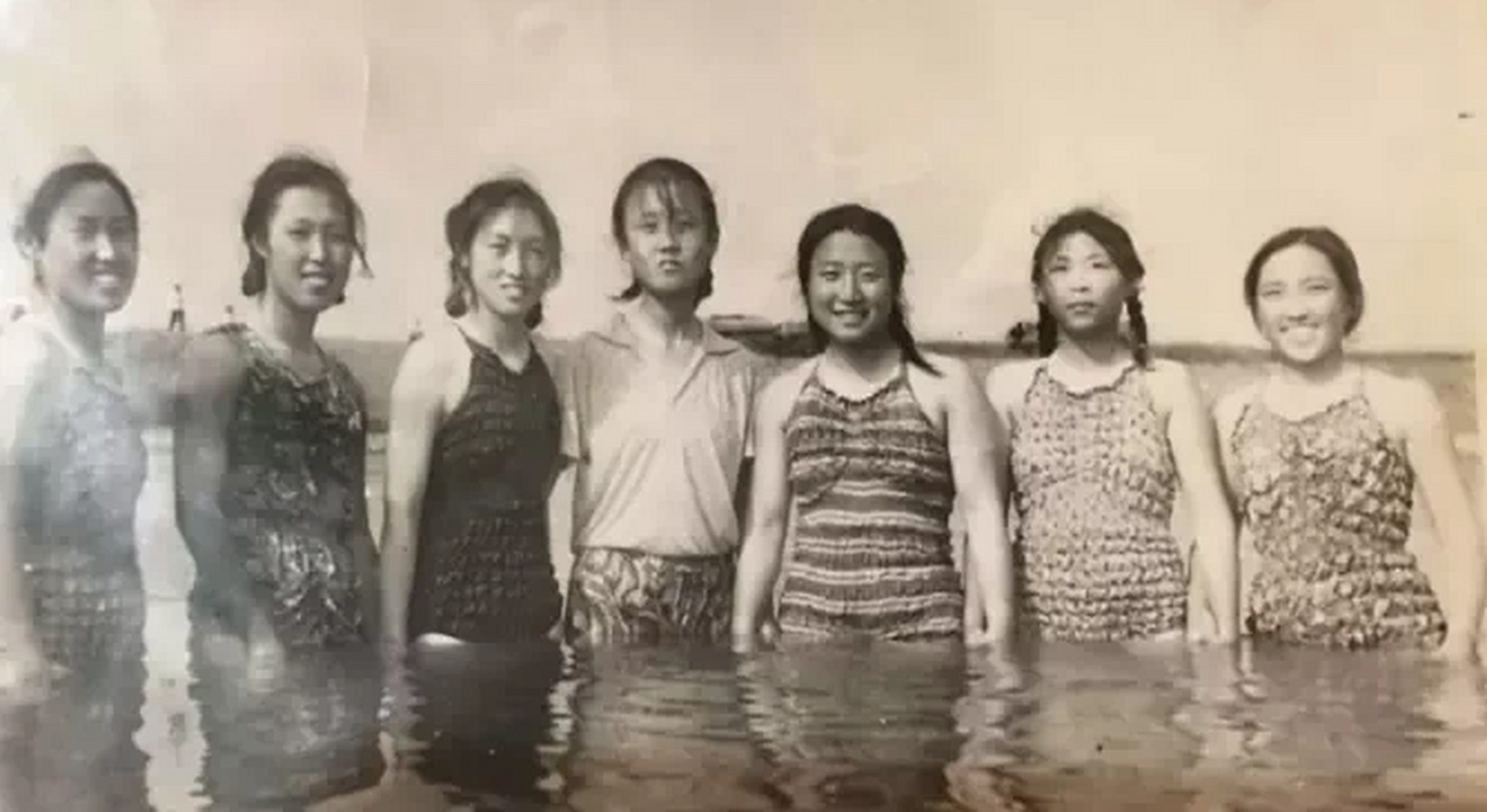 70年代黑龙江海林农场知青的老照片.