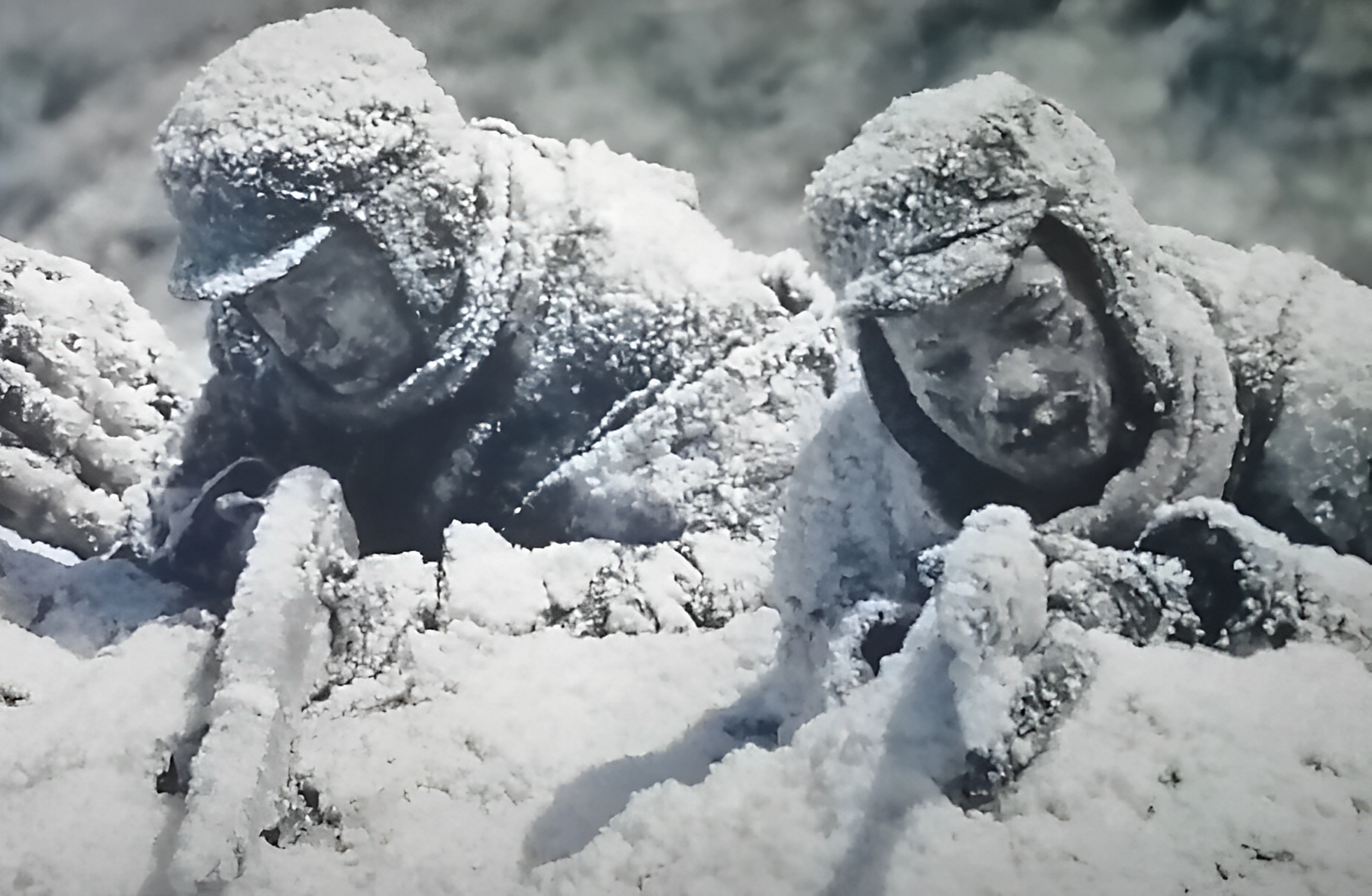 长津湖战役中被冻死的志愿军战士的遗照!