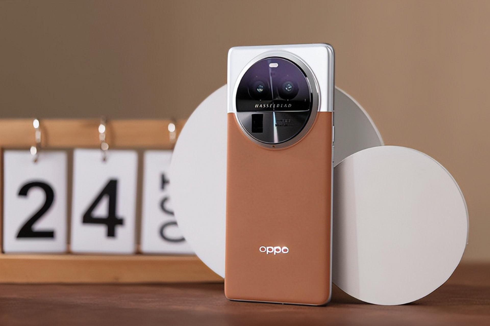 oppo机皇开始反击,1英寸 2k屏 ip68,16gb 512gb突降990元  目前高端