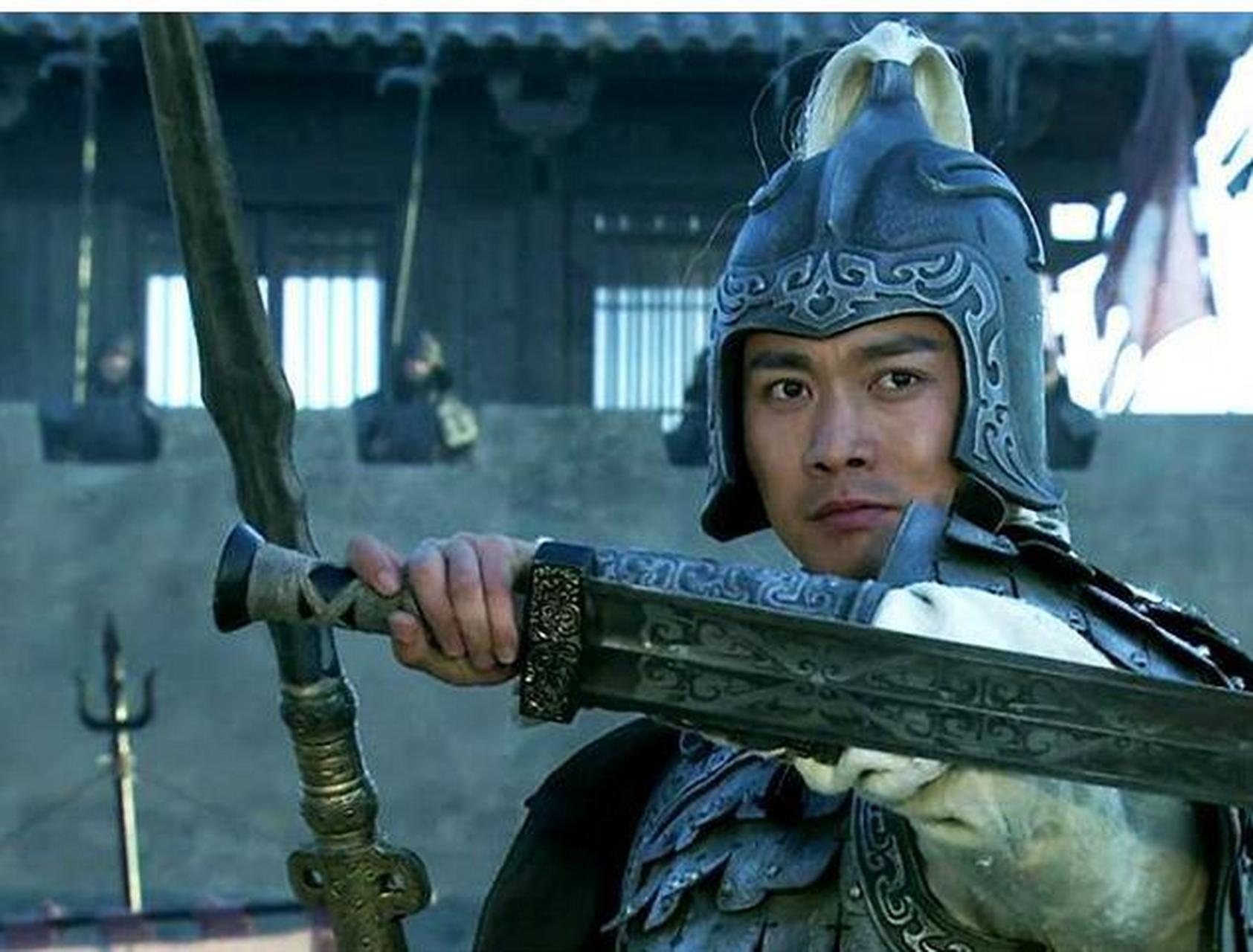 长坂坡之战,刘备在逃亡过程中,丢下了妻子和儿女,两个女儿都被曹操部