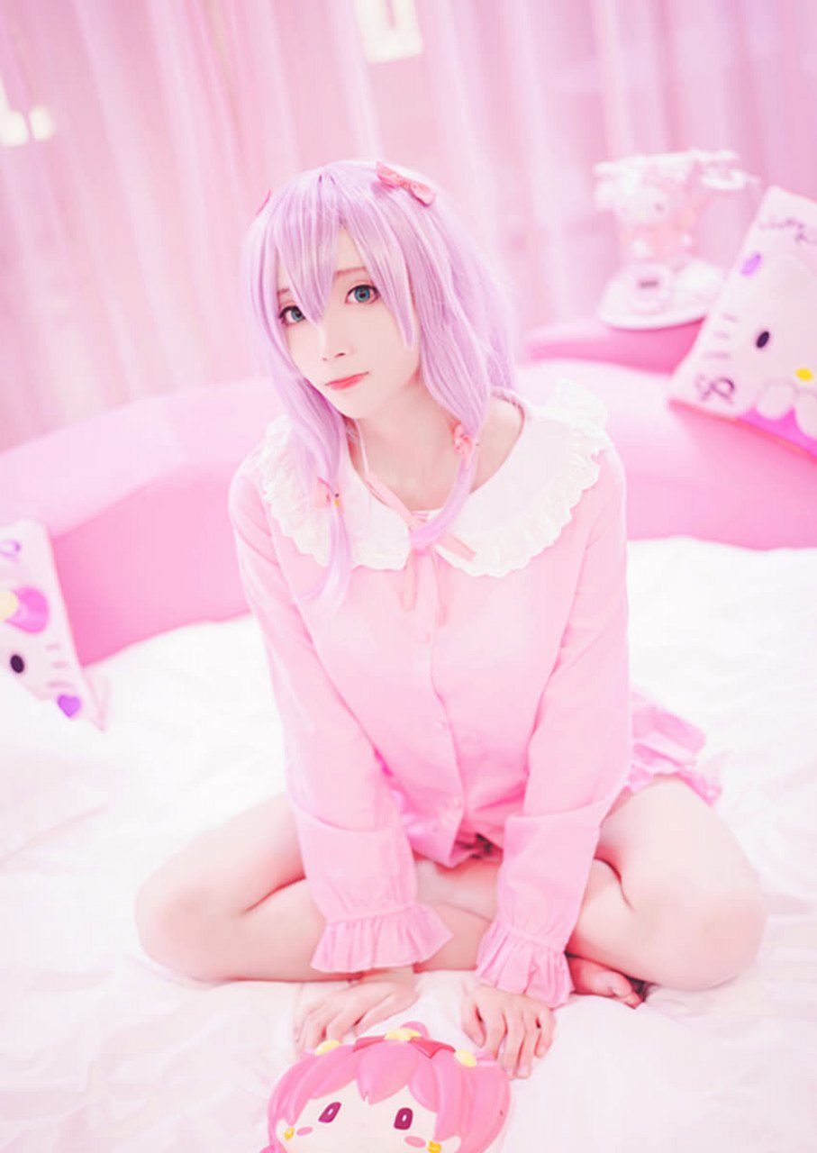 想知道"cos小天使"倪江今天是否会带来新的惊喜呢? 真的有!