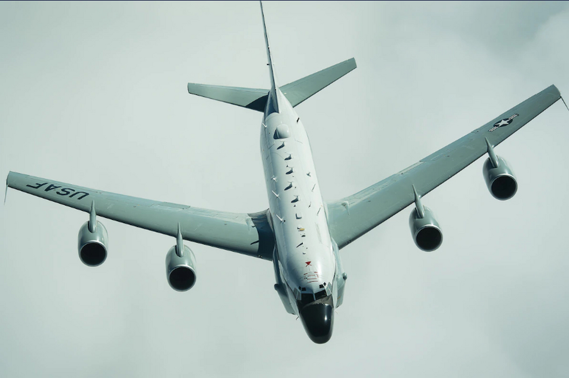 2023//04//14 10:35,美军 rc-135v 64-14843侦察机在38线上空.