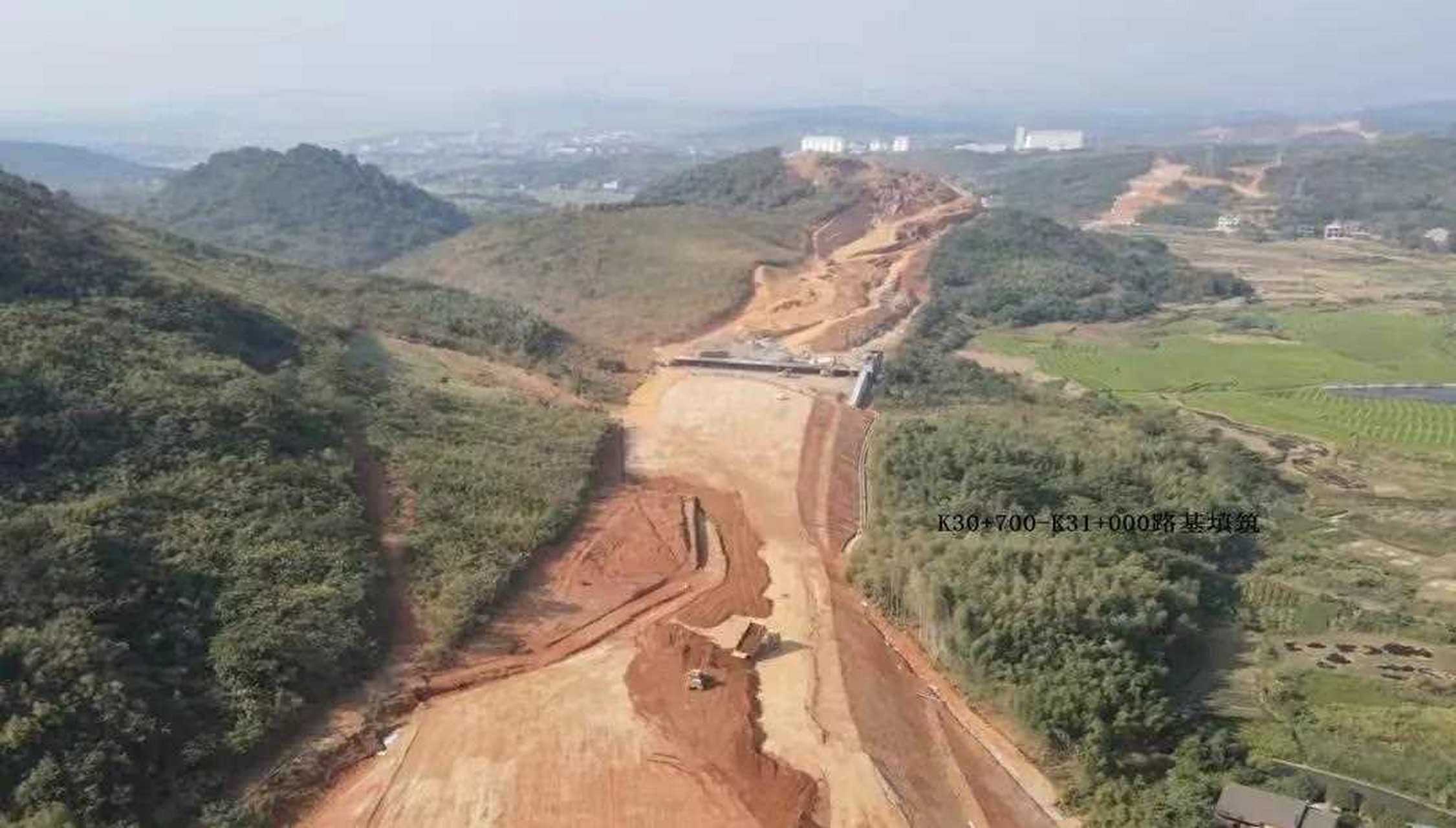 衡阳外环高速茶常高速施工很快!