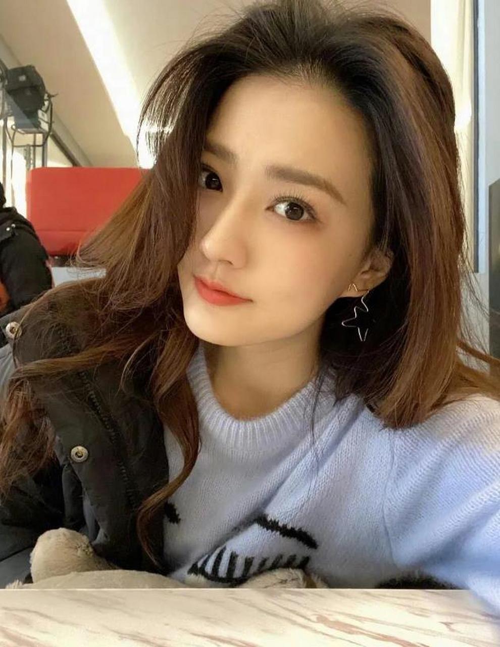 90后三大美女,陈钰琪,徐璐,李沁颜值怎么排?#徐璐