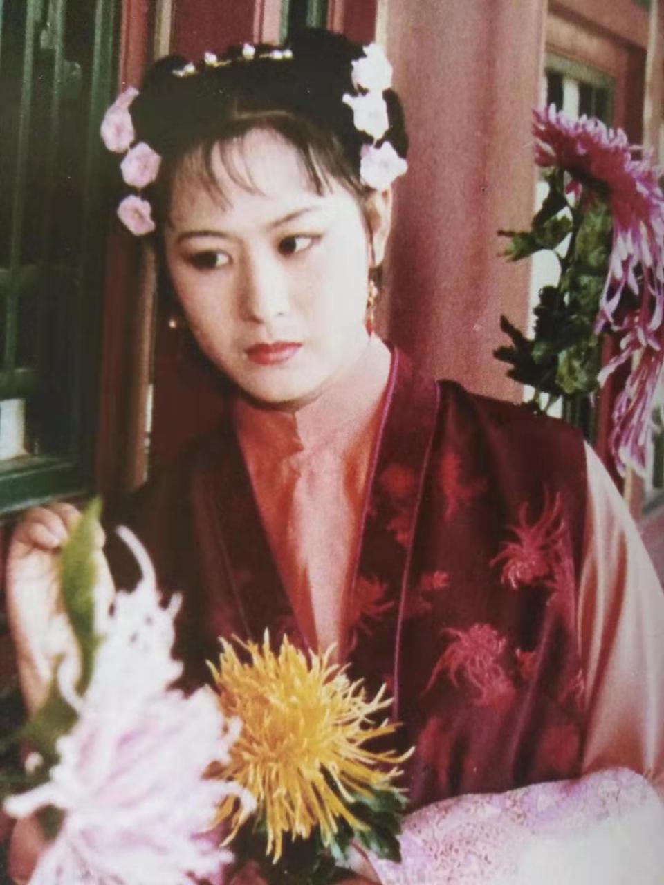 红楼梦:宝珠的高情商 #红楼梦人物志# 【红楼梦】秦可卿自缢前,她的两