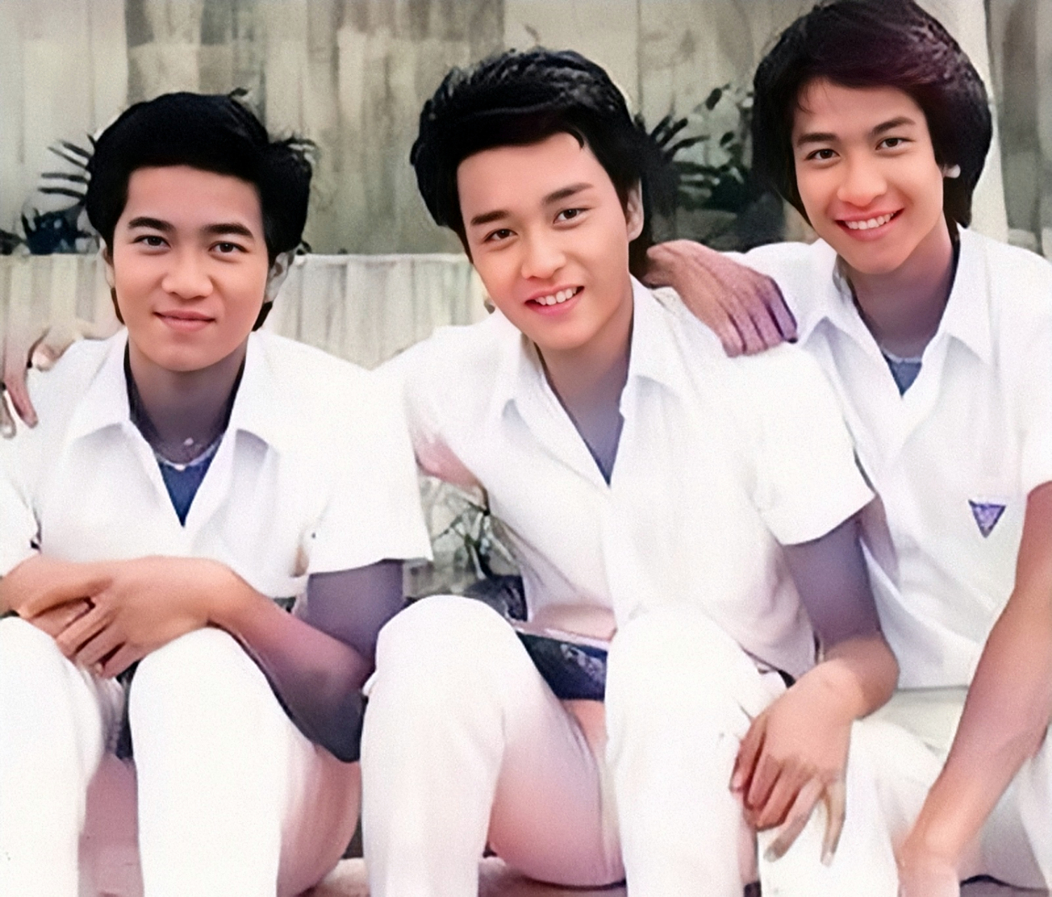 1981年,23岁的陈百强,25岁的张国荣与22岁的钟保罗,三人在电影《失业