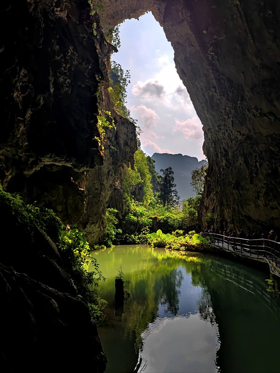 发现有原始生命力的秘境 广西河池市凤山县 就是这样