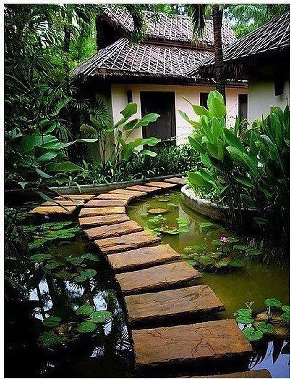 每日打卡#  #最美诗词#   长相思·雨 宋 万俟咏  一声声,一更更.