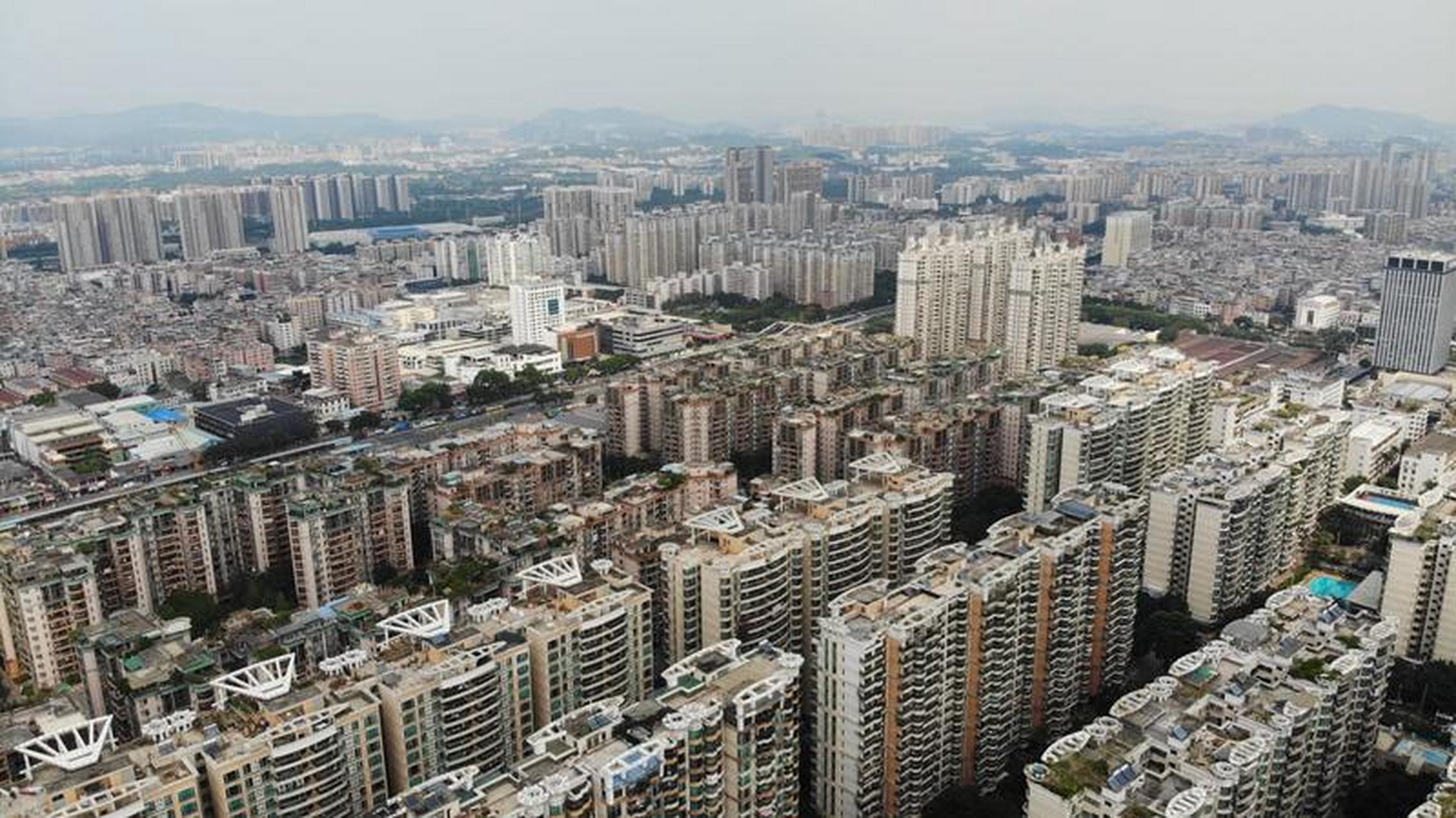 提问:锤哥好,从您的微博追随到星球,喜欢您对房产一针见血的评价,受益