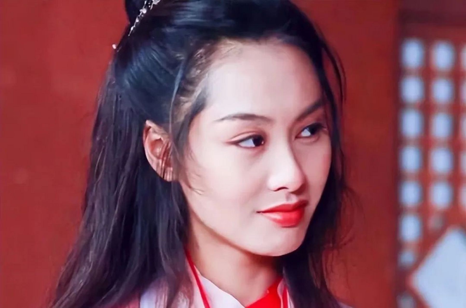 "身高不够颜值来凑"的女明星之朱茵  那些年的港台明星可谓是百花齐放