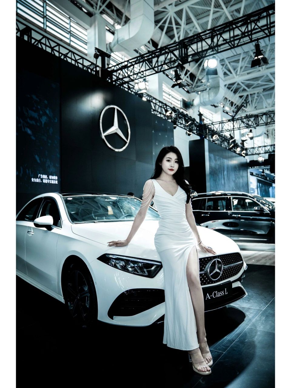 端午银川车展结束啦 发点新图～      #车展# #车模# #奔驰# #车展