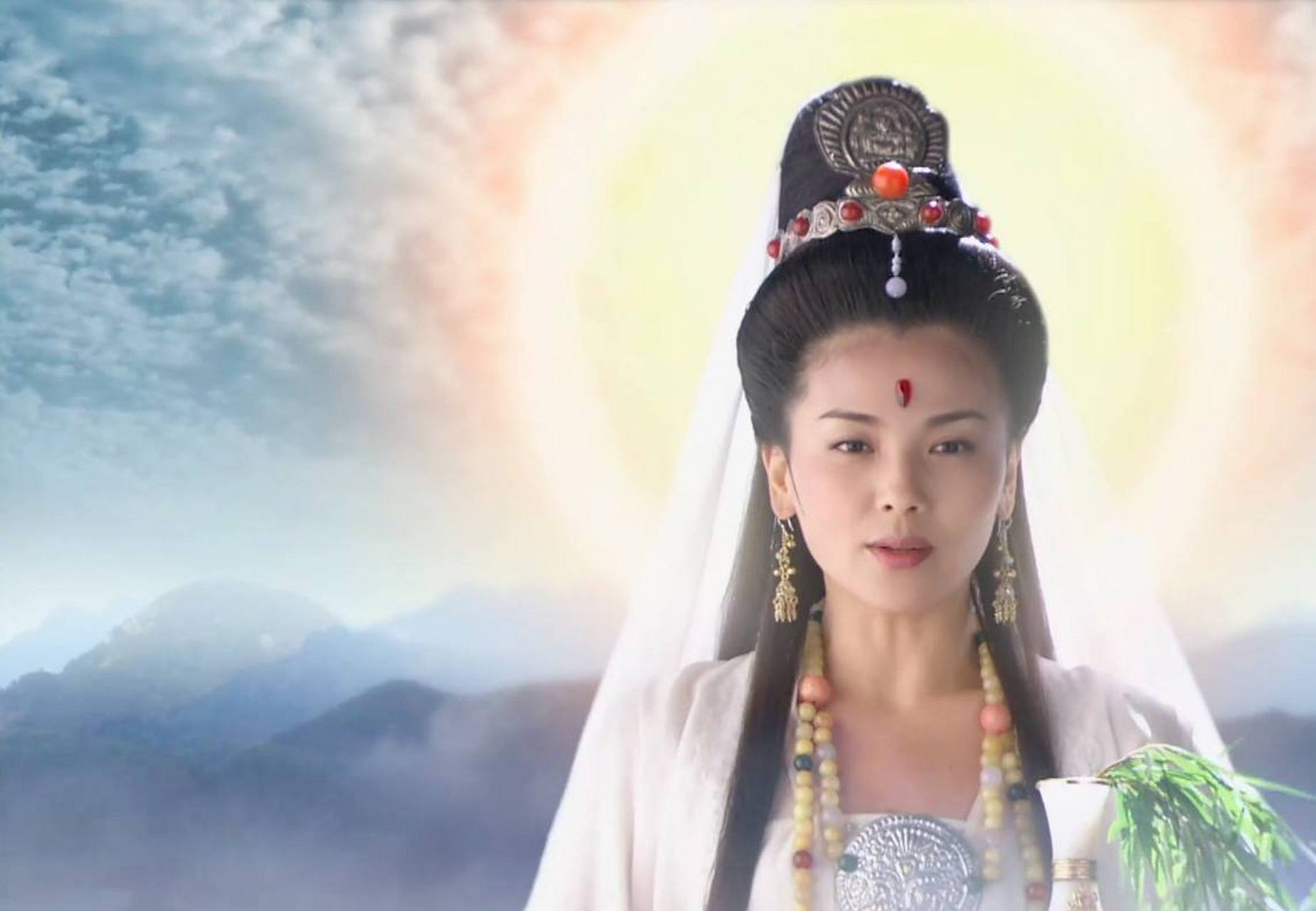 佛教的众多佛菩萨之中,若论在信众中的名气和影响力的话,当以观音菩萨