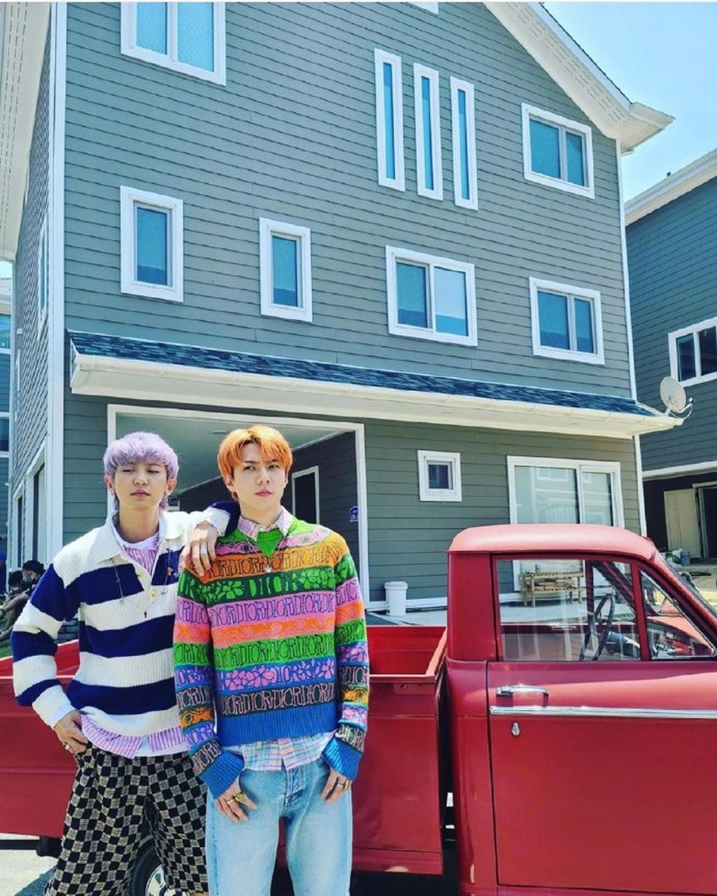 exo-sc##exo-sc一周年# 恭喜世勋灿烈exo-sc小分队出道一周 ..