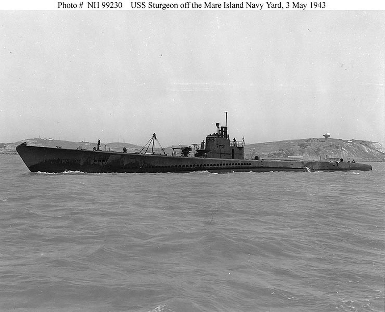 竟是炸弹惹怒了厨师  在深水炸弹于uss sturgeon(ss-187)附近爆炸后