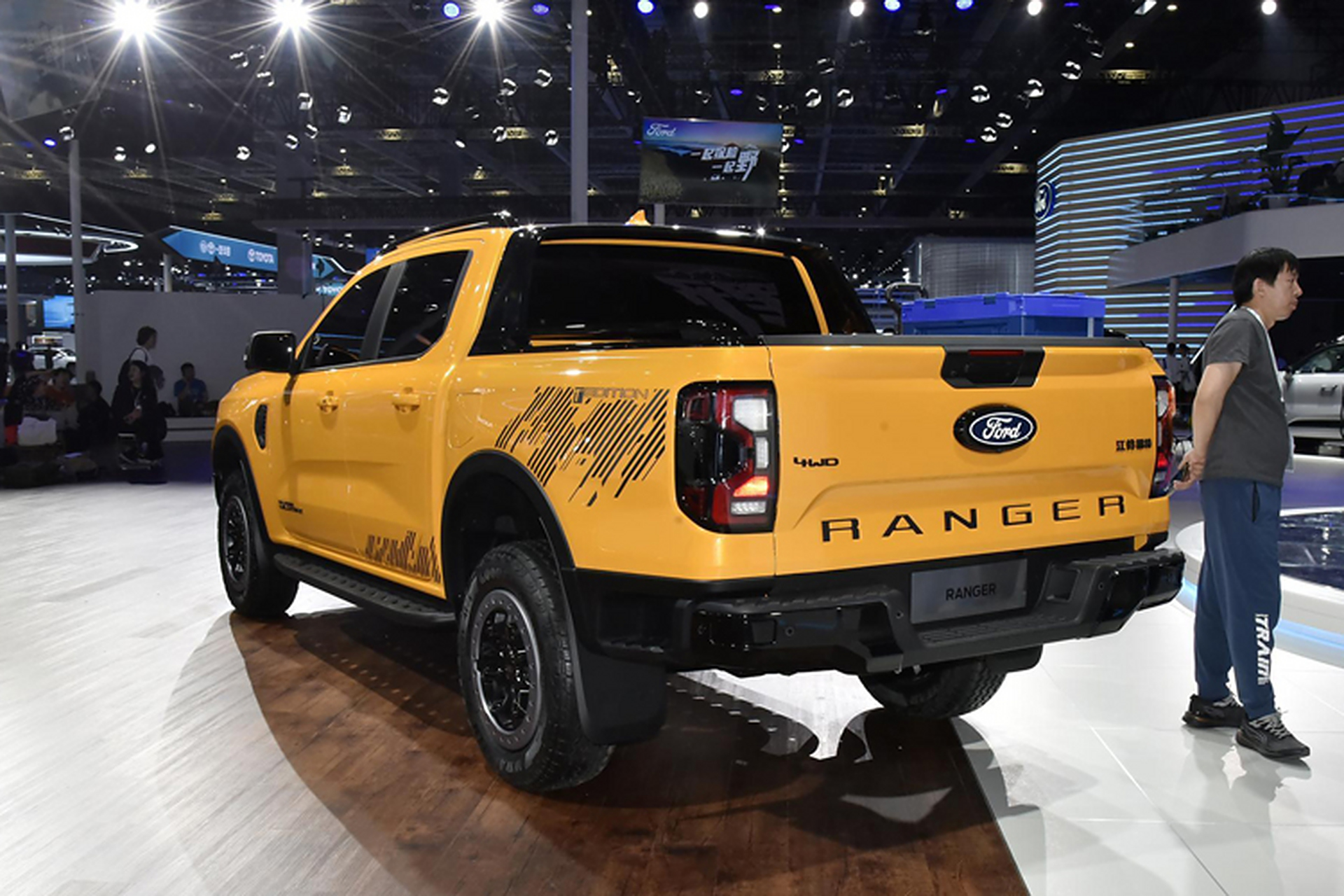 江铃福特ranger将于8月25日成都车展开启预售,该车有着"小号f-150之称