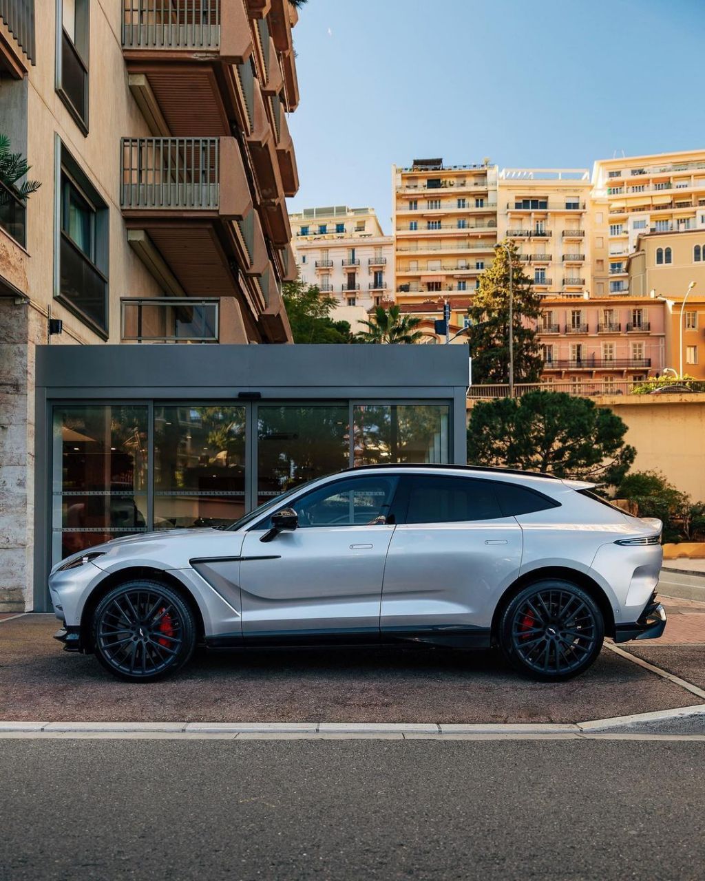 astonmartin dbx707lightning silver#阿斯顿·马丁dbx##car时尚##豪