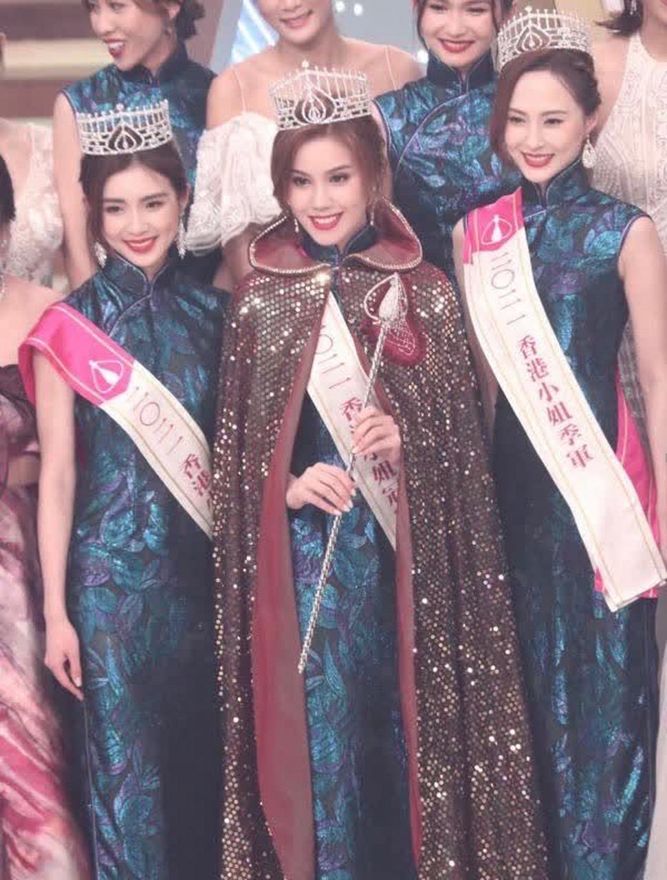 今年的香港小姐已经选出. 她漂亮吗?