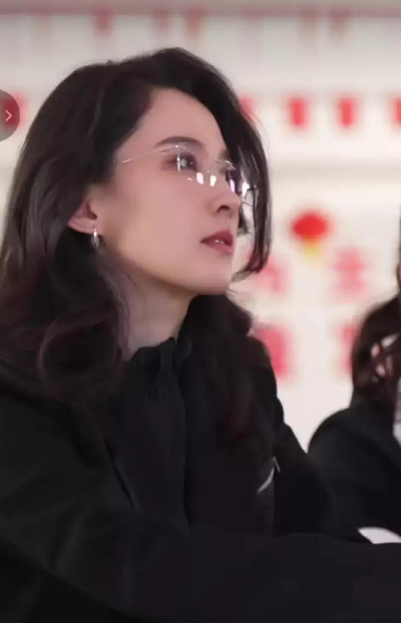 年轻时的李巧vs现在的李巧,差距有点大,以前还参加过非诚勿扰,牵手