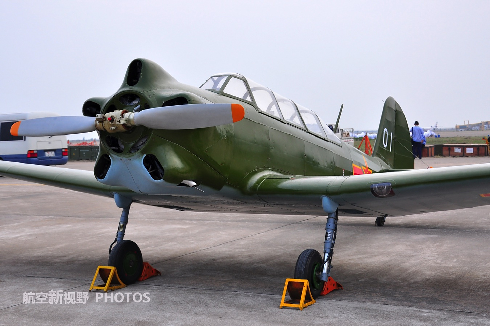 初教-5飞机一举试制成功,成为新中国制造飞机开端,标志着中国航空工业