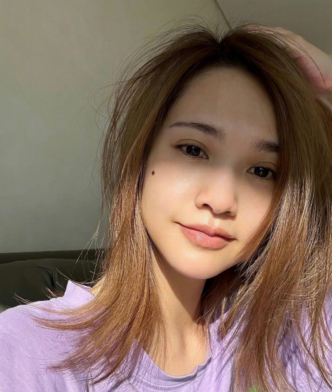 杨丞琳素颜照,这状态不像40岁的人!