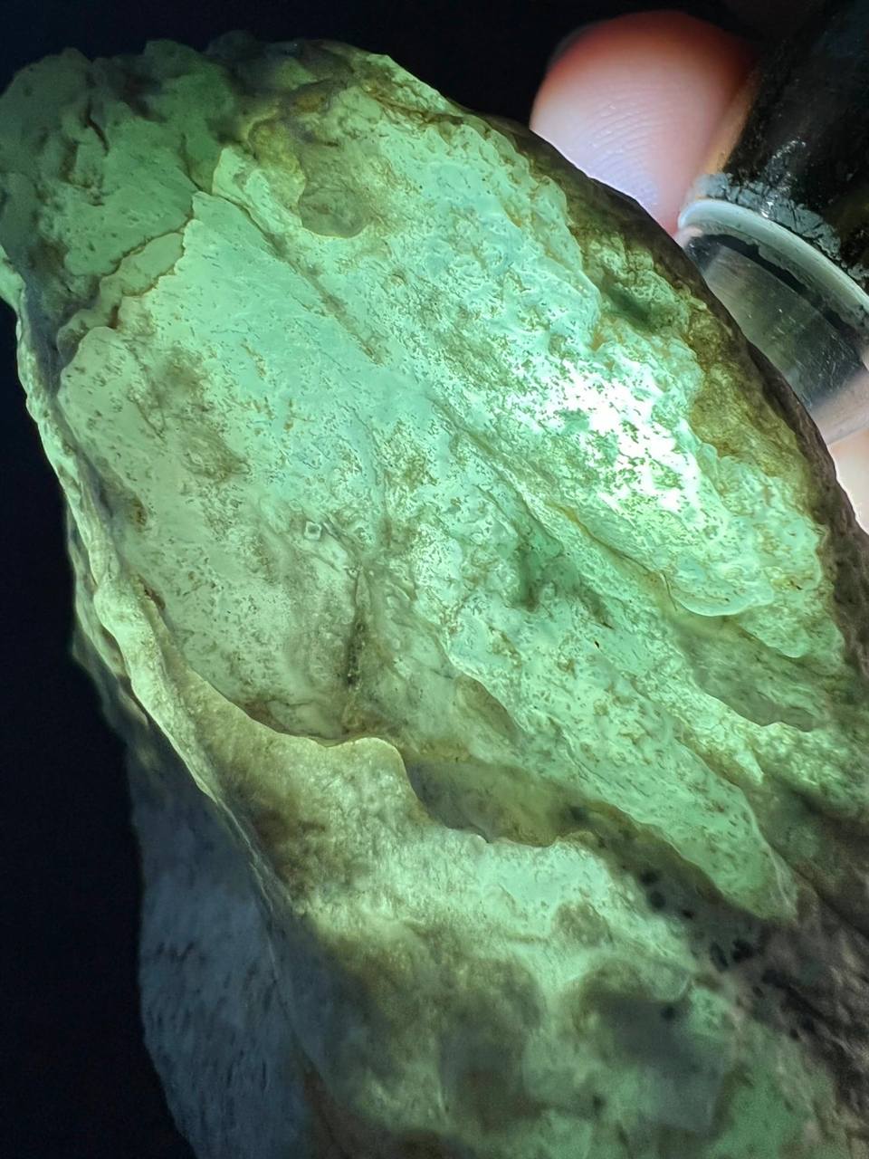 点击头像看直播# #翡翠原石#木那全脱沙高冰玻璃种,1.
