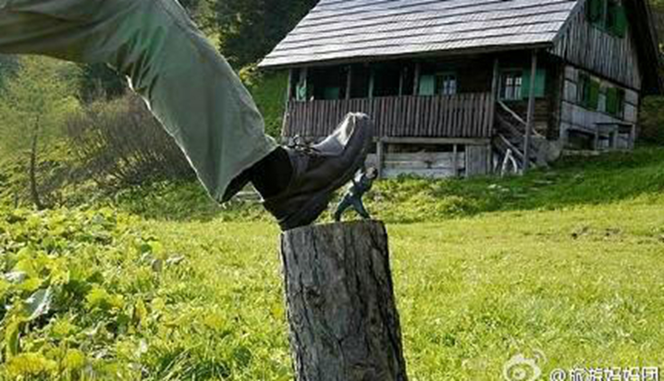 小小的爱在大城里只为你倾心