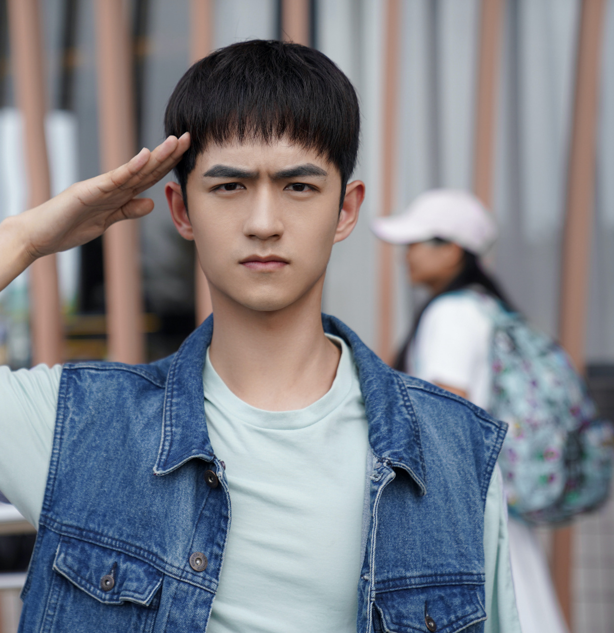 张雨剑,周雨彤,袁昊,肖燃主演的《法医秦明之无声的证词》,悬念设计不