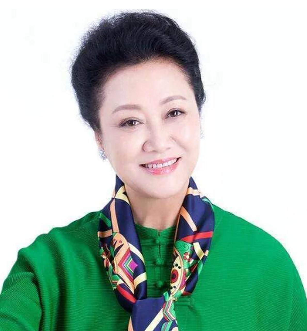 日前,一向低调的"老戏骨"王丽云突然在深夜发布了一则讣告,语气哀伤地