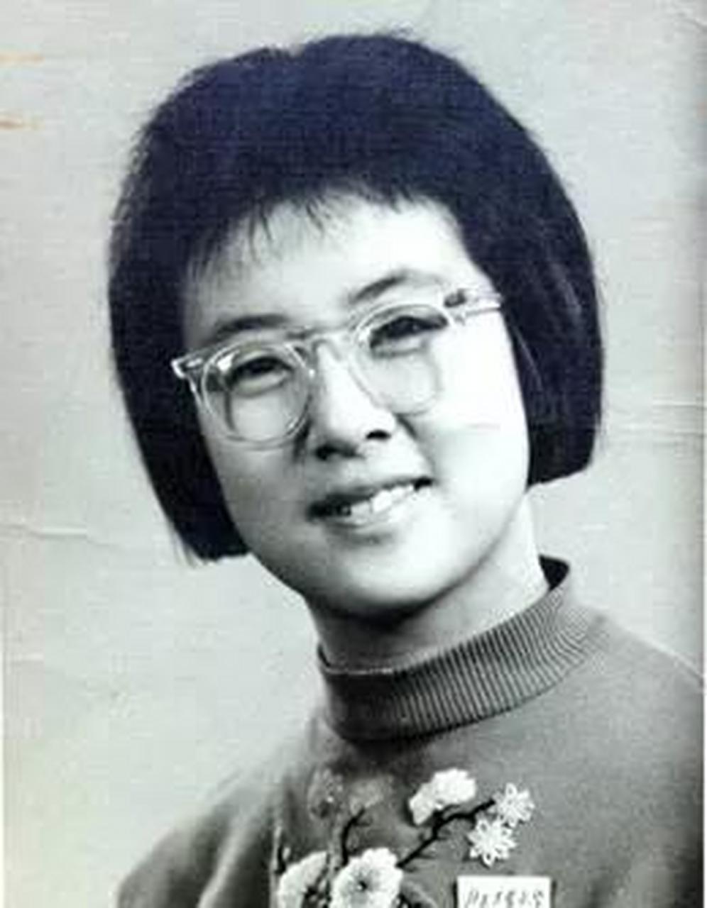 2017年12月,曾被称为"革命小闯将"的黄帅因病去世,终年57岁.