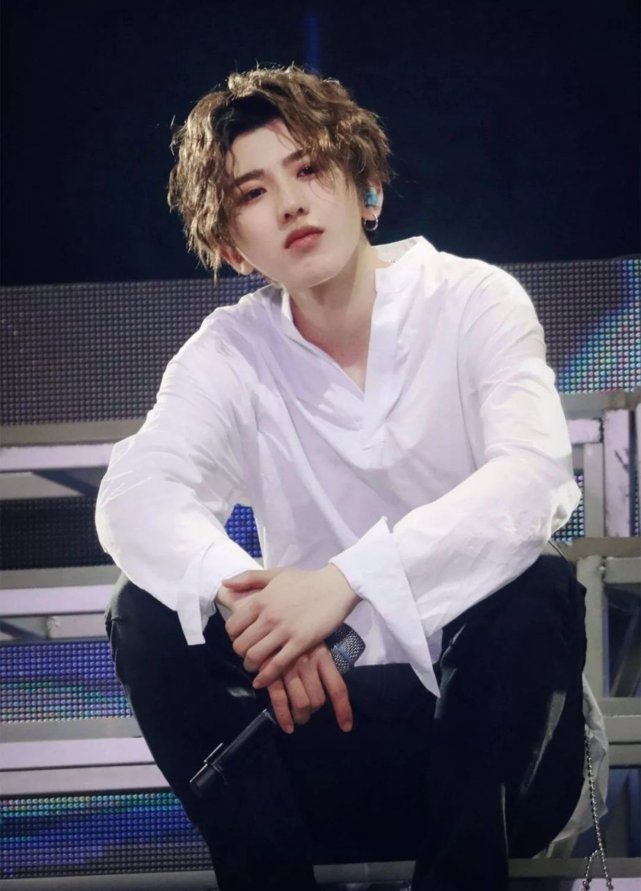 蔡徐坤与c女士一夜情未采取安全措施,导致对方怀孕后,爆料中讲的是